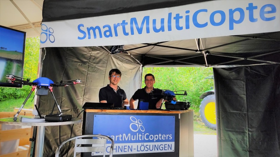 Drohnen Infostand auf der Wieselburger Messe mit Bernhard und Jürgen von SmartMultiCopters auf der Land & Hof Messe Wieselburg