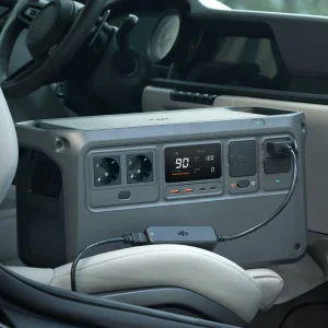 DJI Power Autosteckdose im PKW an die Power 1000 angeschlossen