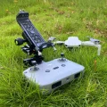 Hugerock X7 RC Halterung montiert auf DJI RC-N2