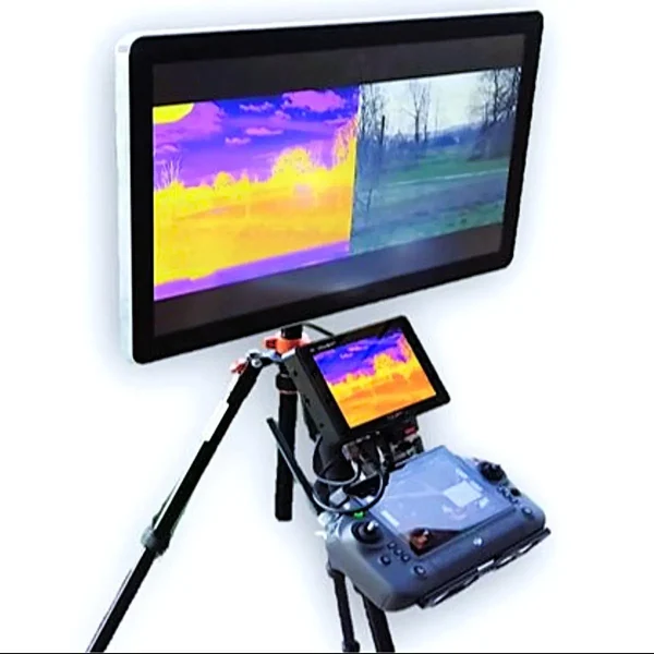 SMC Feldmonitor 24 Zoll Stativ Set Produktbild von vorne
