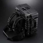 DJI Matrice 4 Serie Transportkoffer mit Gurt Produktbild mit schwarzen Hintergrund