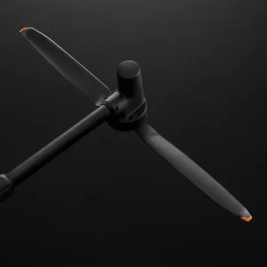 Nahaufnahme 2510f Propeller montiert auf der DJI Matrice 400